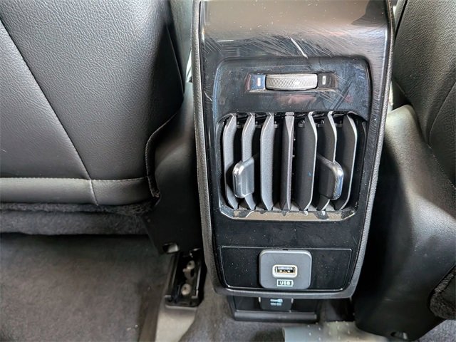 2022 Jeep Compass Latitude Lux photo 23