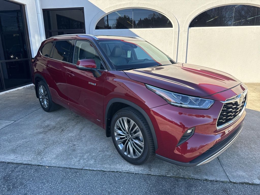 2021 Toyota Highlander Platinum