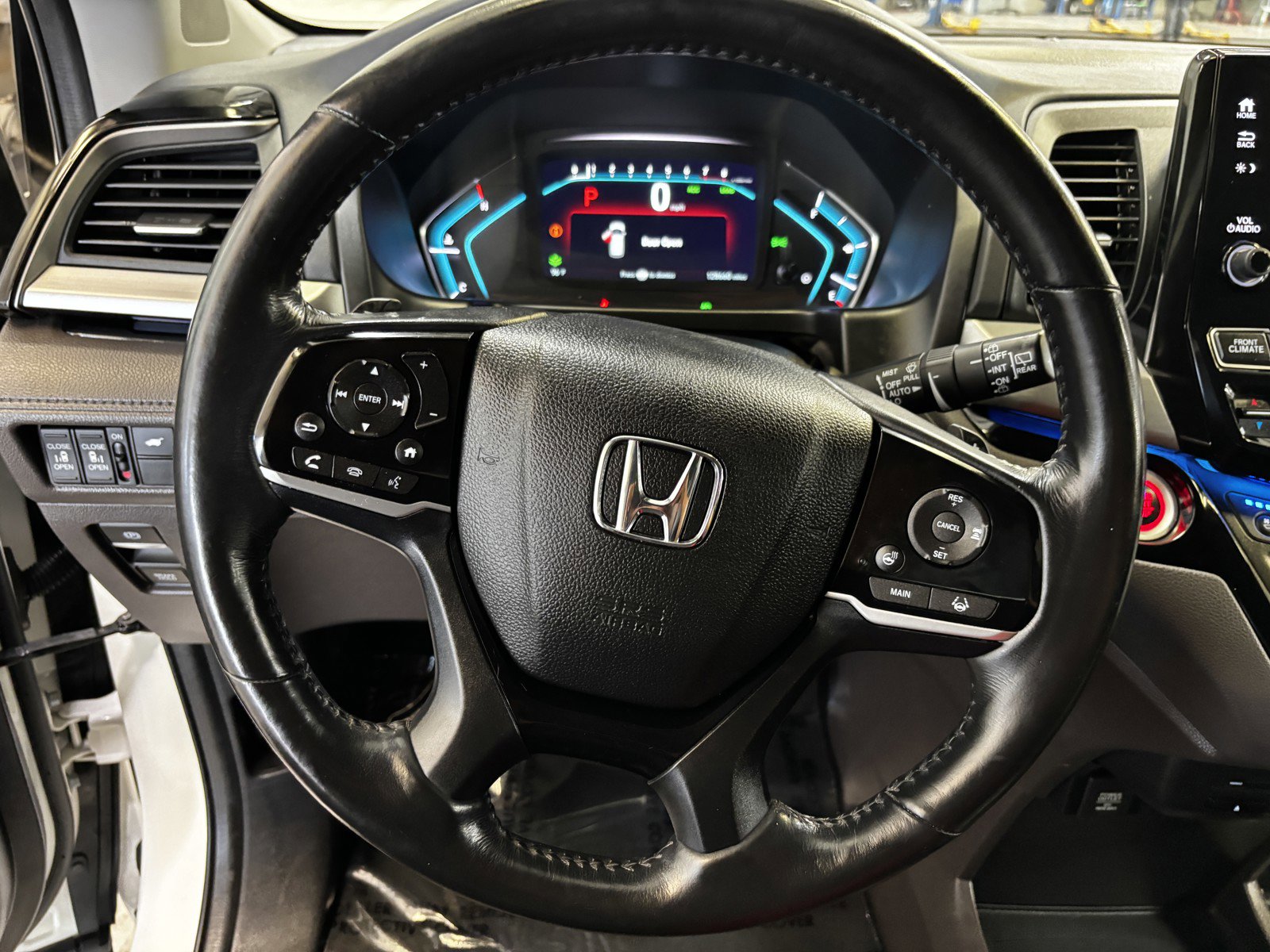 2018 Honda Odyssey Elite photo 17
