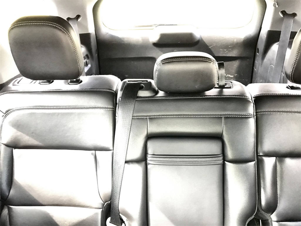2023 Ford Explorer XLT photo 20