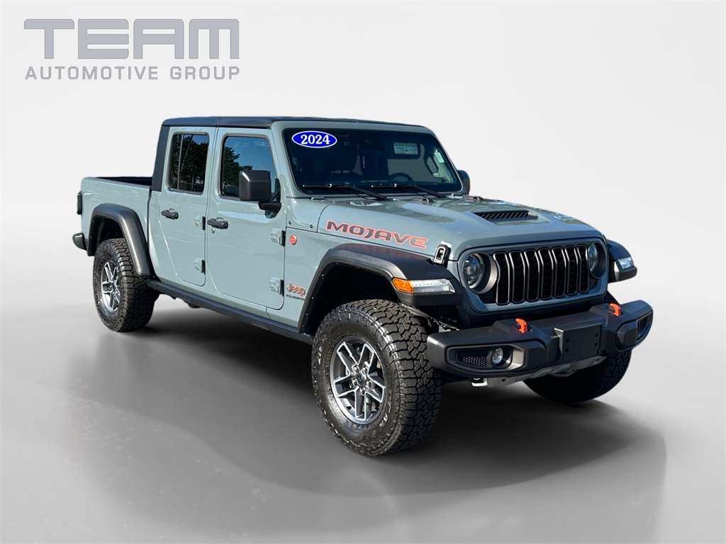 2024 Jeep Gladiator Mojave's photo