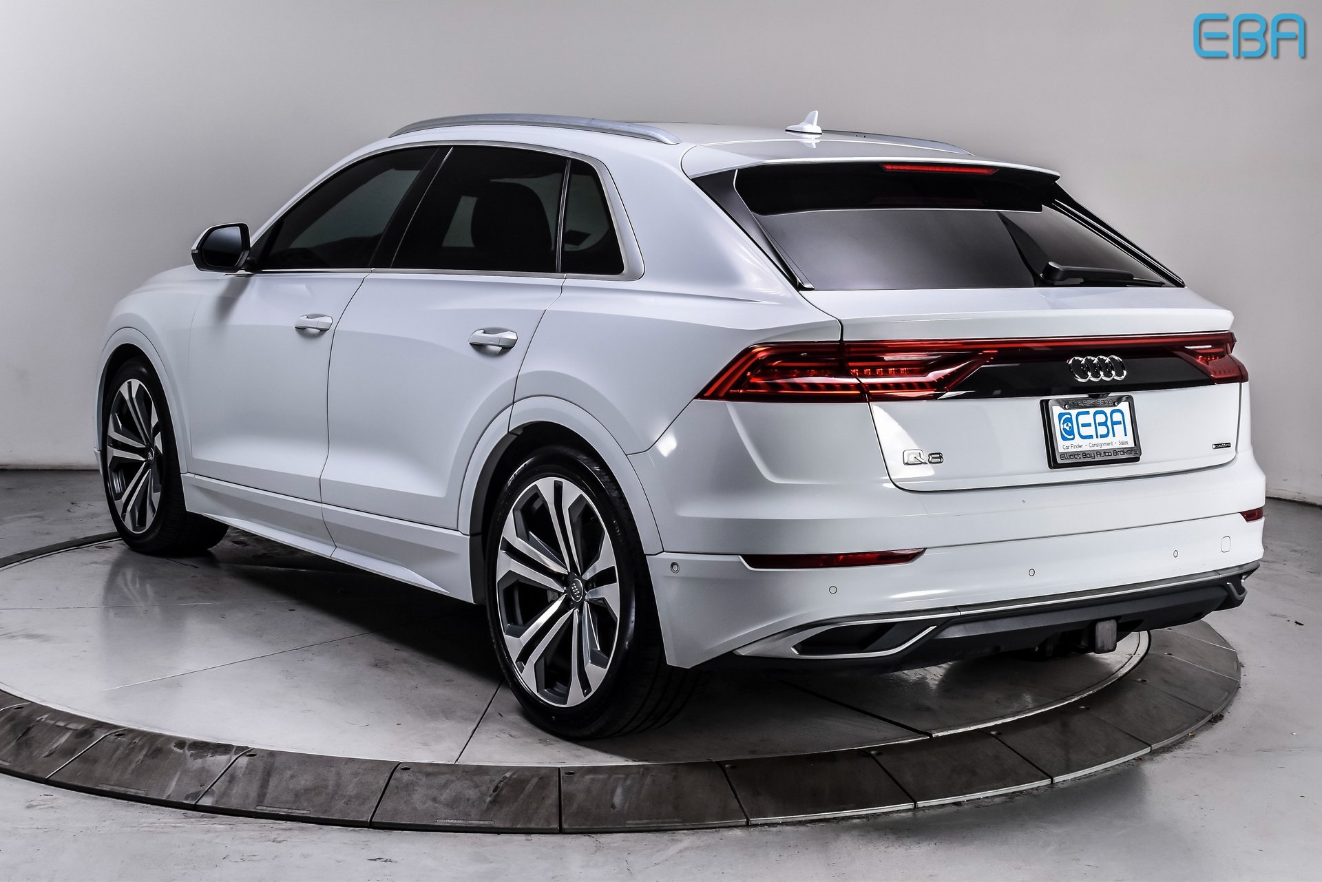 2019 Audi Q8 Premium Plus photo 4