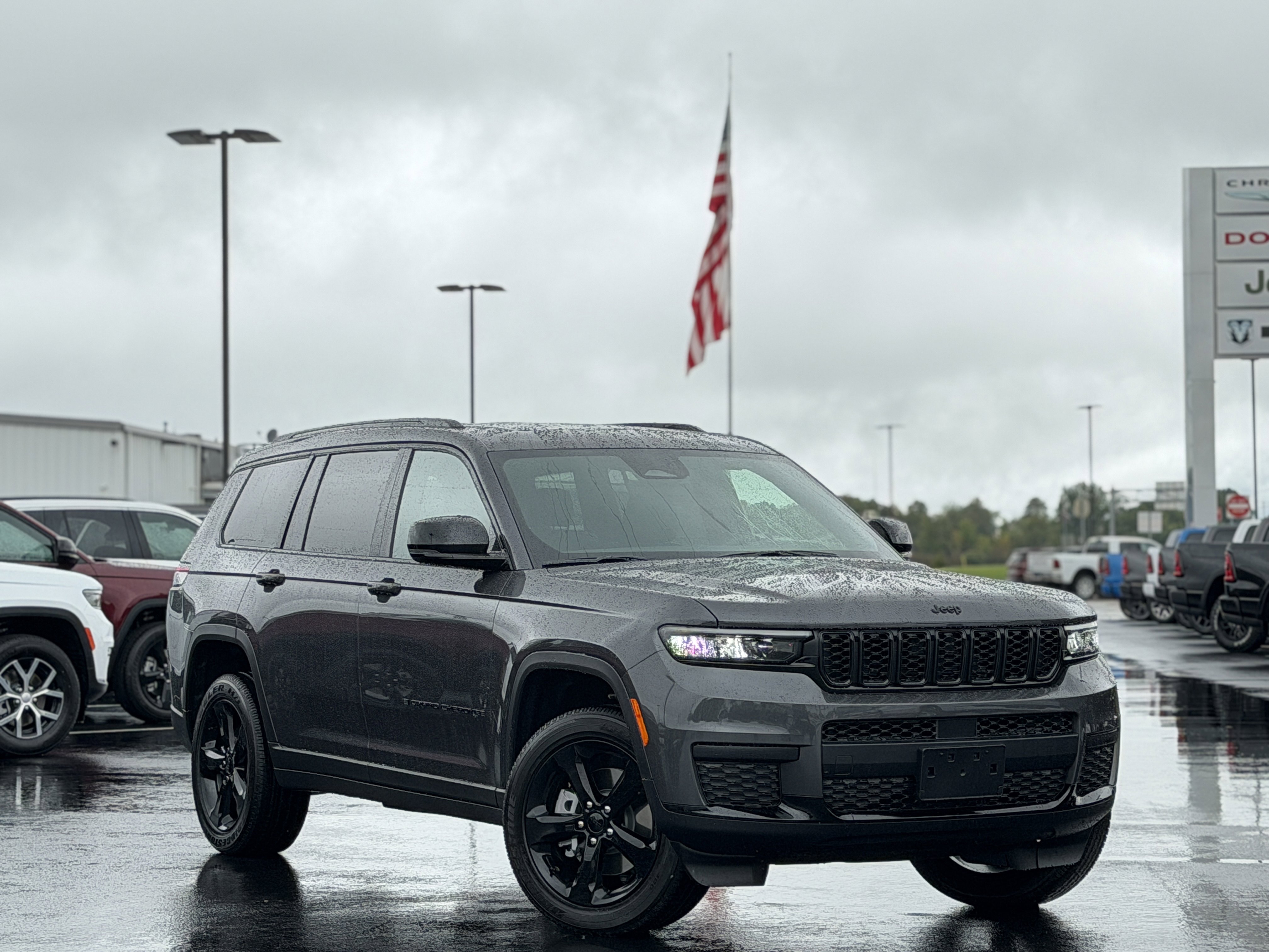 2025 Jeep Grand Cherokee L Altitude's photo