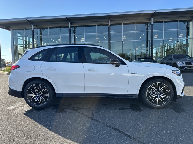 2026 Mercedes Benz GLC 43 AMG 4MATIC photo 4