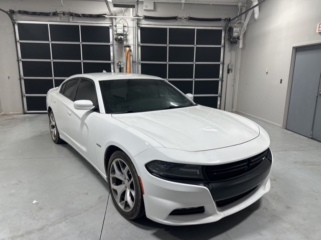 2015 Dodge Charger R/T photo 12