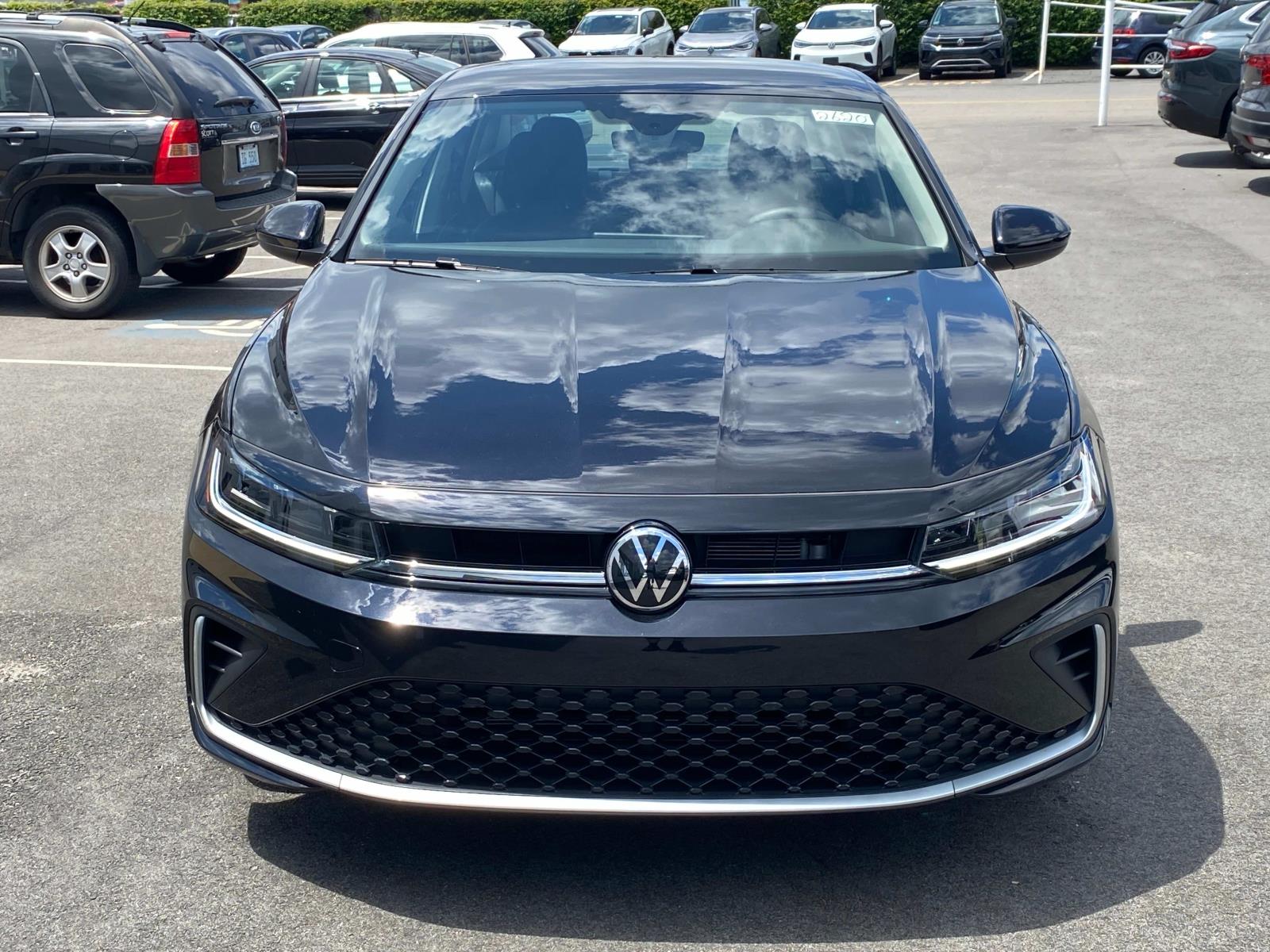 3VW5X7BU0SM010048