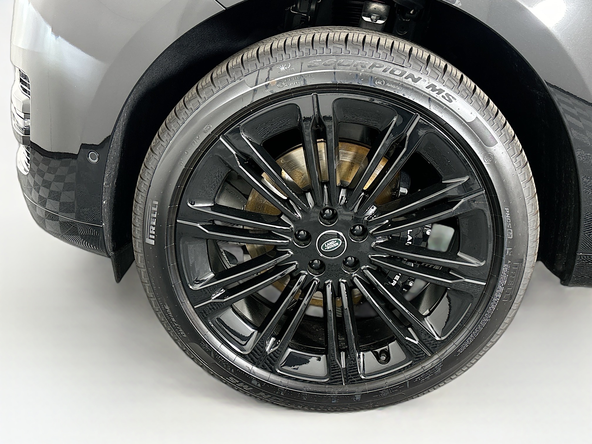 2025 Land Rover Range Rover SE photo 29