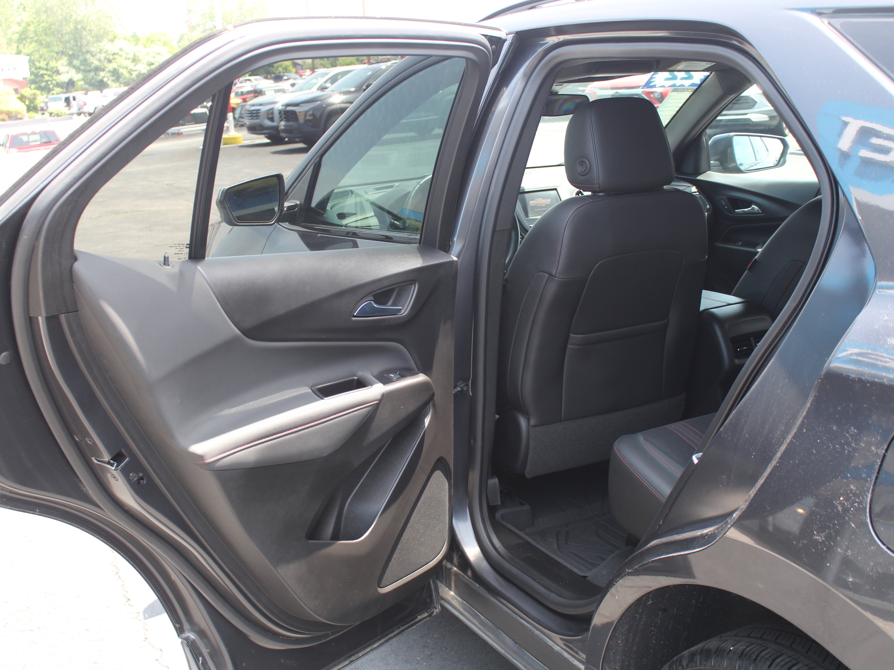 2022 Chevrolet Equinox RS photo 23