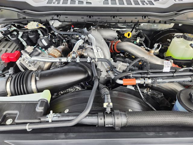 2025 Ford F-250 Platinum photo 28