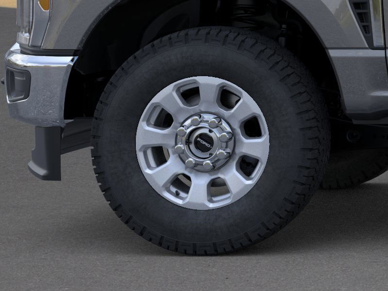 2025 Ford F-250 XLT photo 17