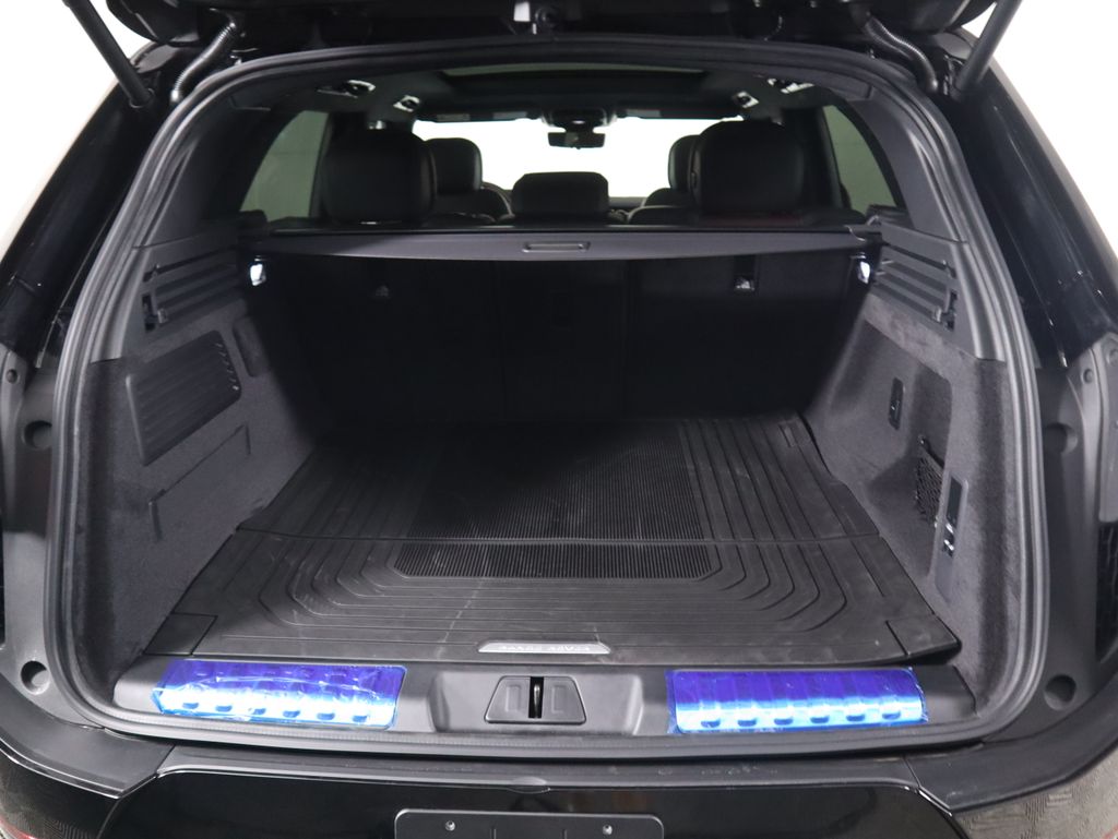 2025 Land Rover Range Rover Sport SE photo 23