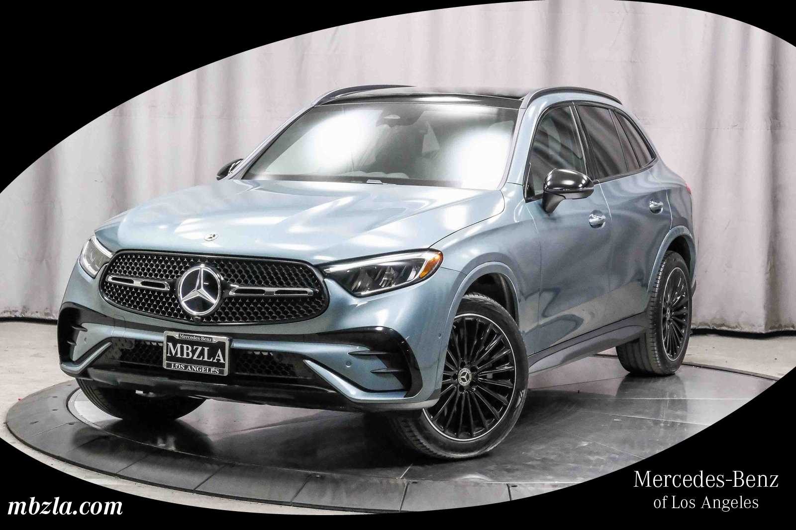 2025 Mercedes-Benz GLC Base's photo