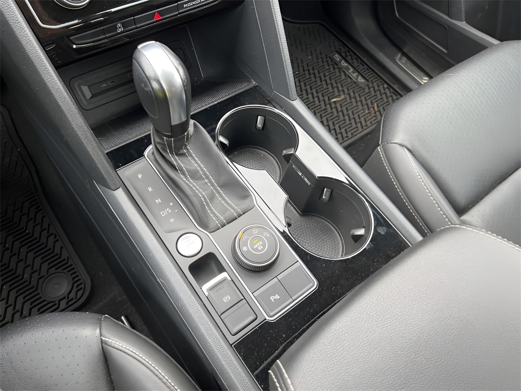 2022 Volkswagen Atlas SEL photo 36