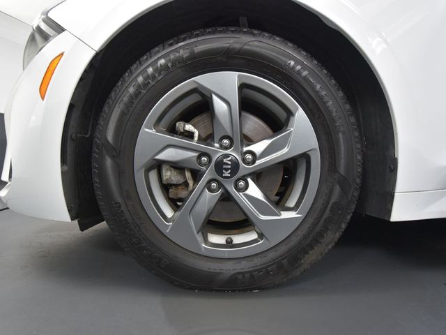 2021 Kia K5 LXS photo 13