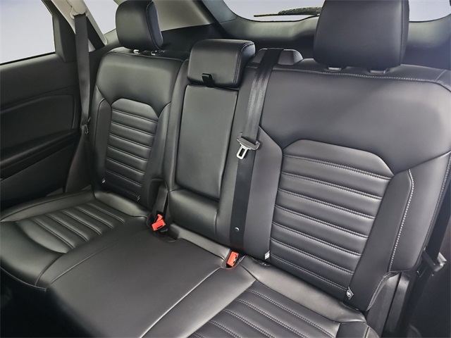2024 Ford Edge SEL photo 13
