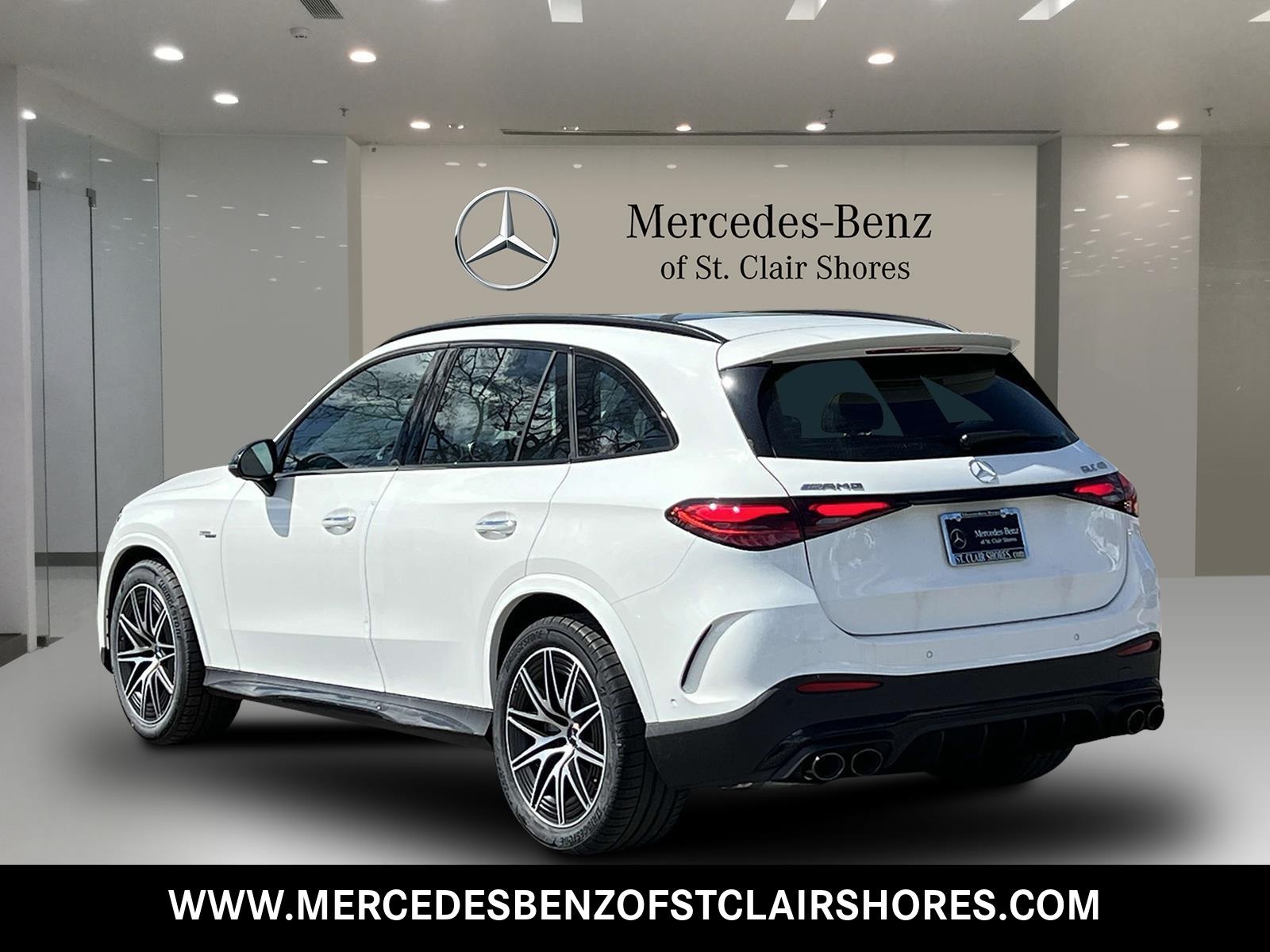 2025 Mercedes Benz GLC AMG 43 4MATIC photo 3