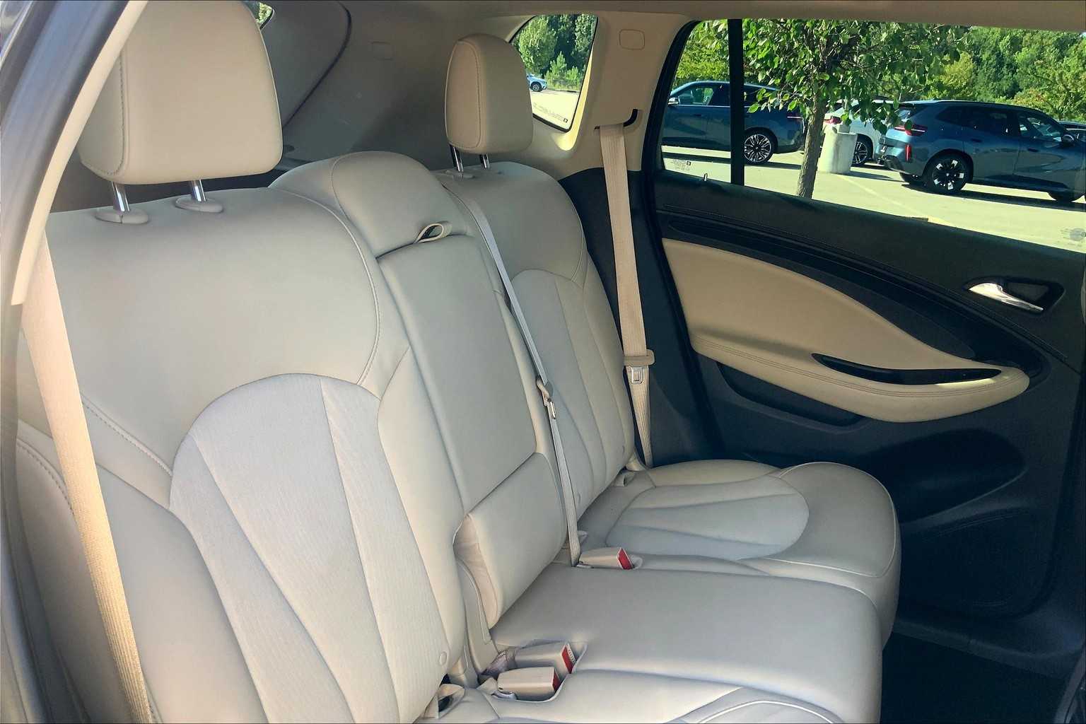 2017 Buick Envision Preferred photo 17