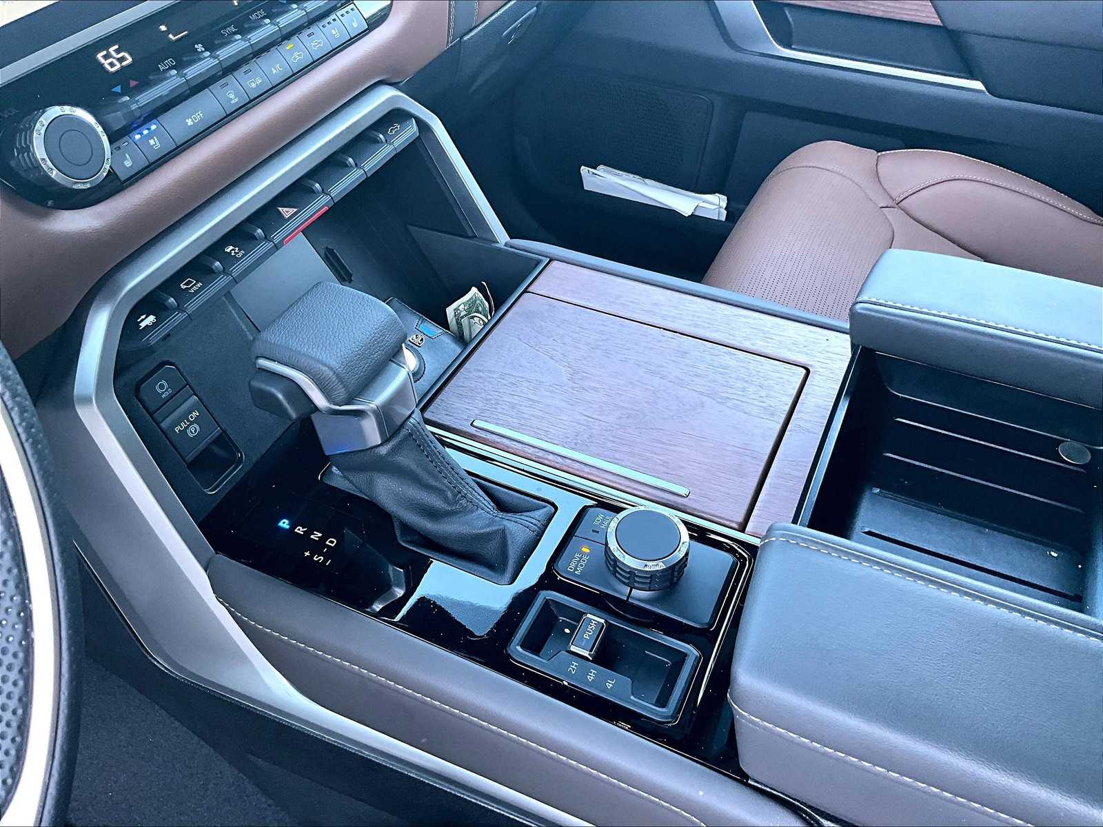 2025 Toyota Tundra 1794 Edition CrewMax photo 12