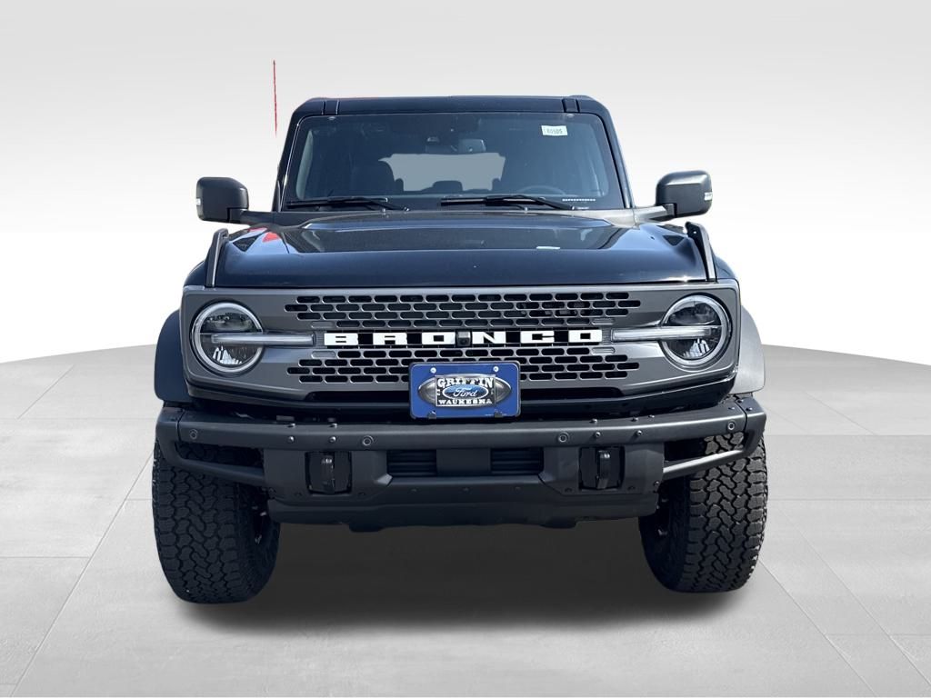 2025 Ford Bronco Badlands photo 3