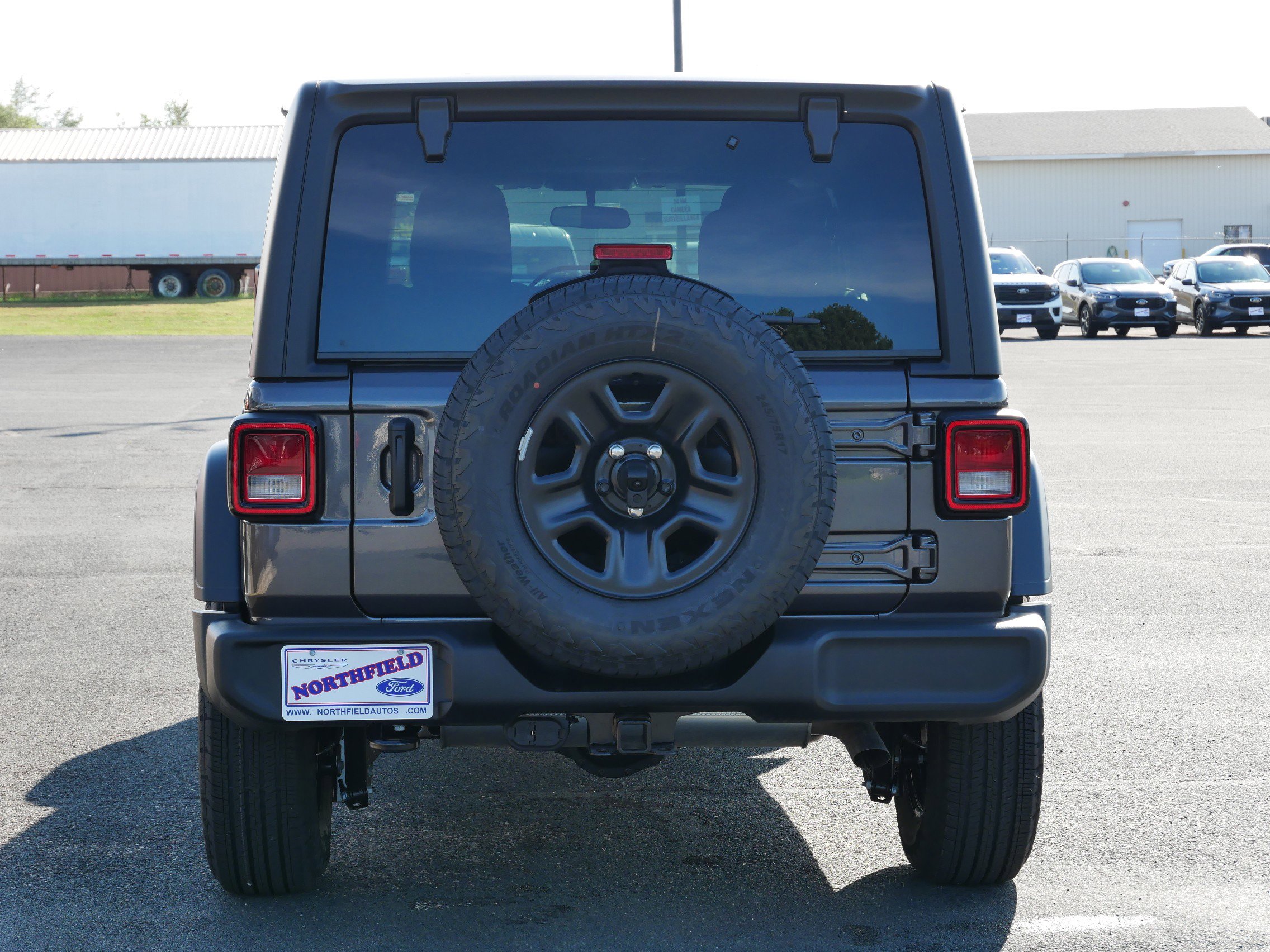 2025 Jeep Wrangler Sport photo 7