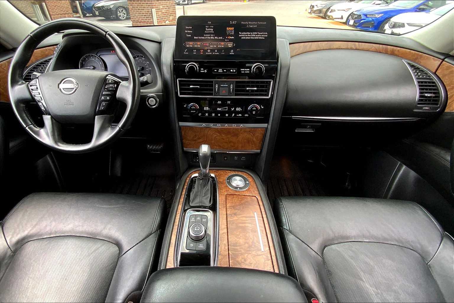 2022 Nissan Armada SL photo 14