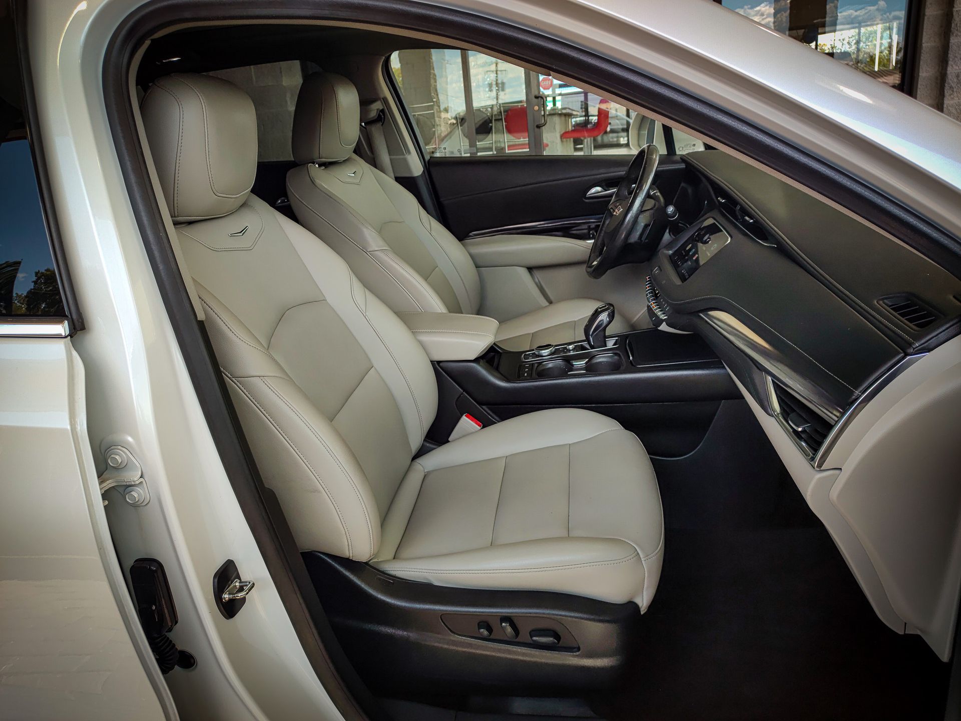 2019 Cadillac XT4 Premium Luxury photo 8