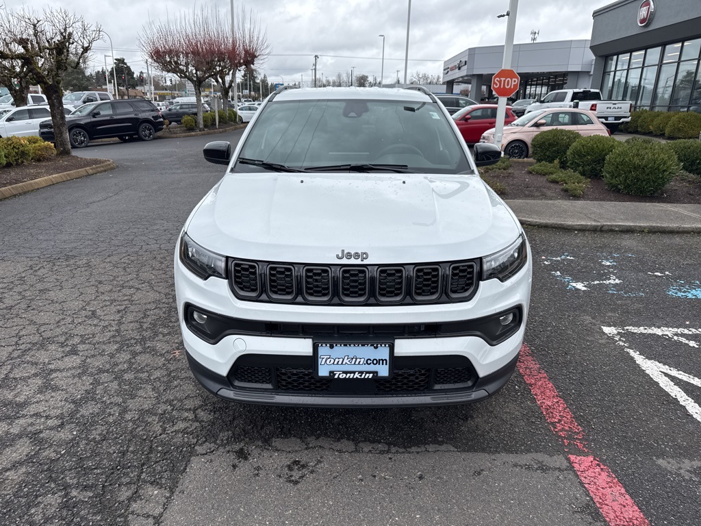 2025 Jeep Compass Latitude photo 2