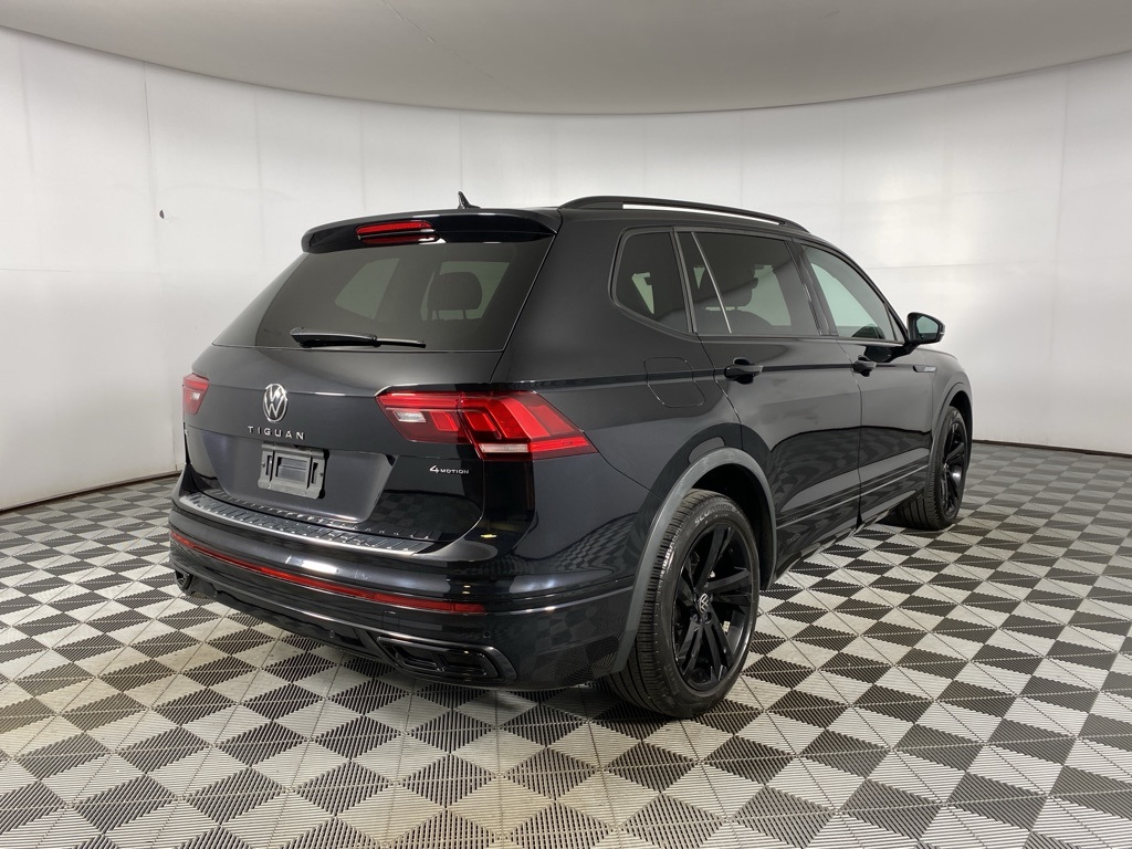 2023 Volkswagen Tiguan SE R-Line Black photo 20