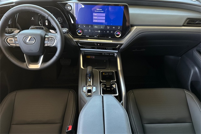 2025 Lexus TX 350 photo 10