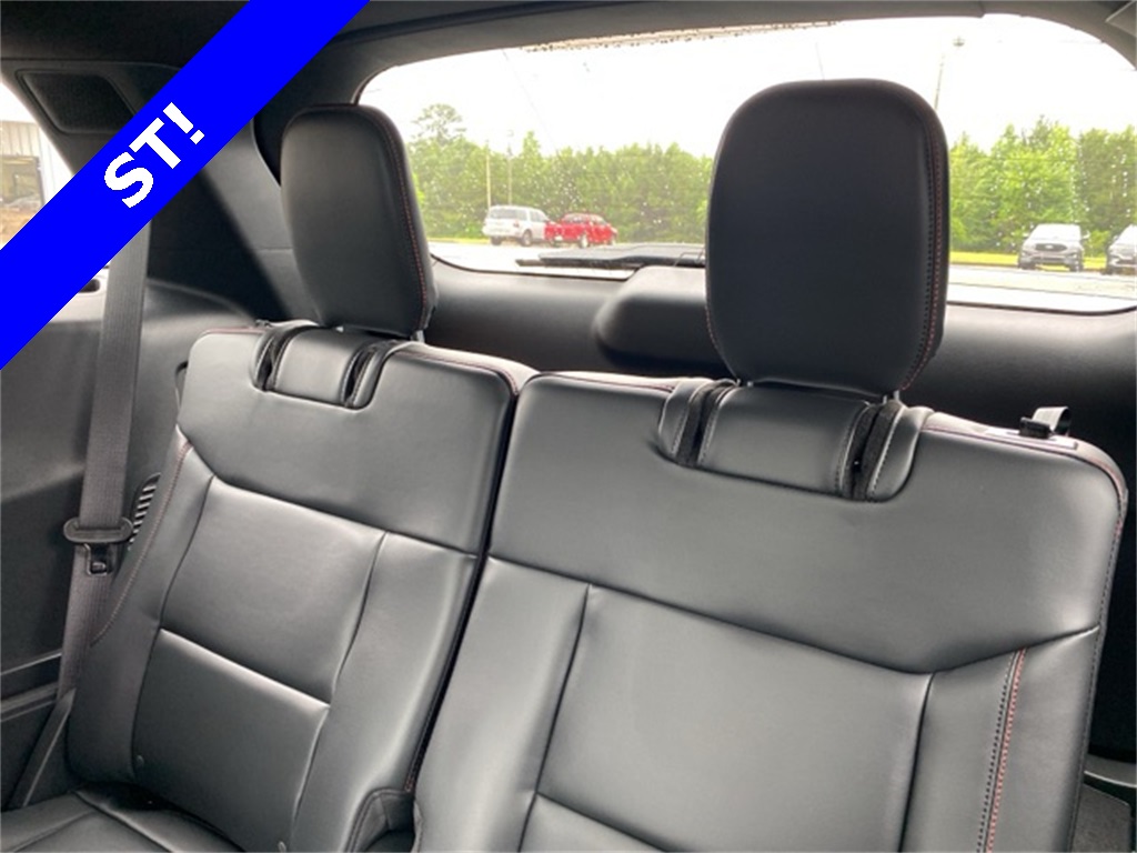 2025 Ford Explorer ST photo 26