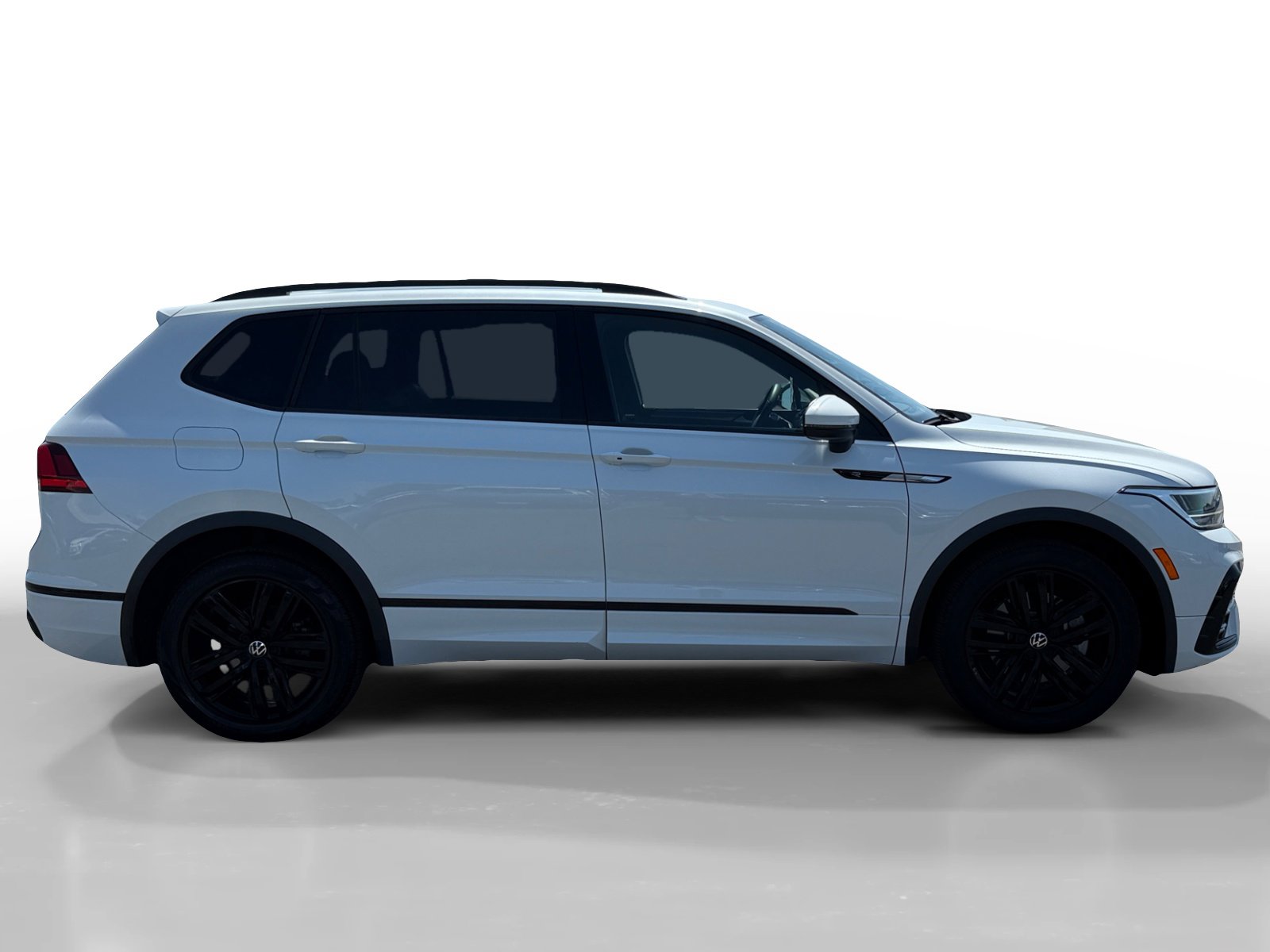 2022 Volkswagen Tiguan SE R-Line Black photo 6
