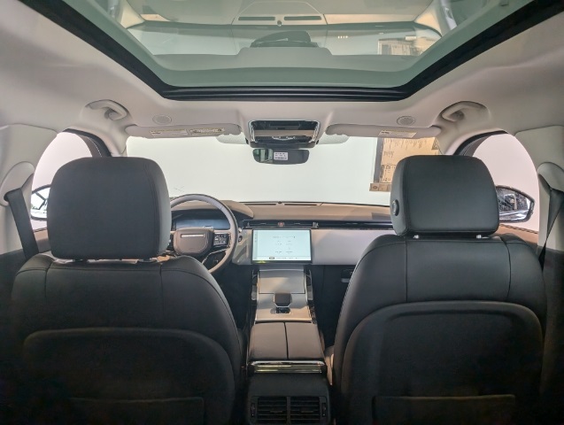 2025 Land Rover Range Rover Velar S photo 23