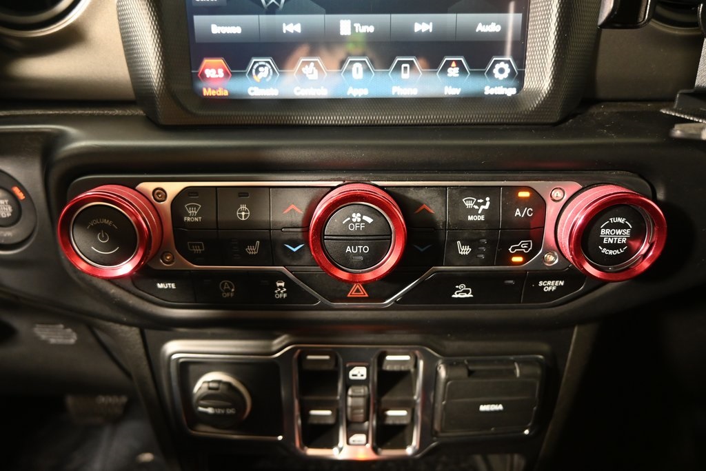 2022 Jeep Gladiator Sport photo 28