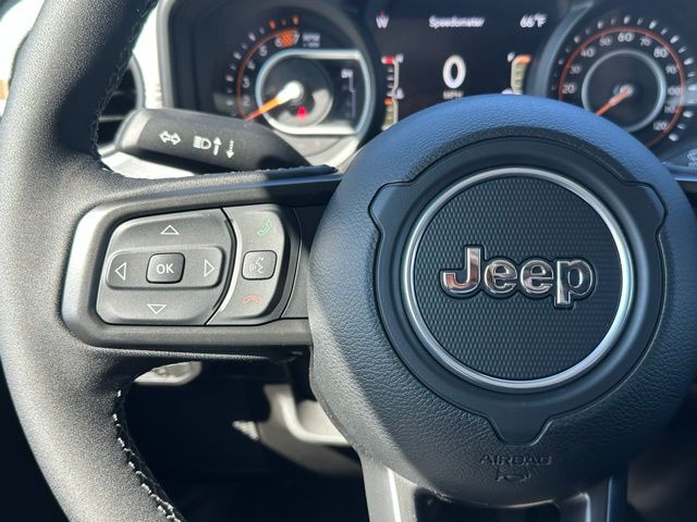 2025 Jeep Wrangler Willys photo 19