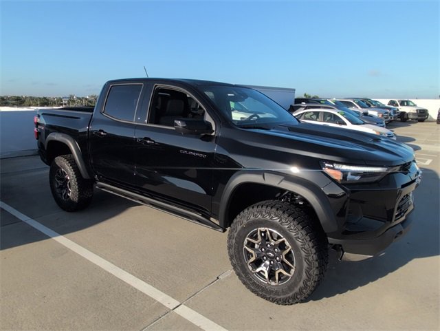 2026 Chevrolet Colorado ZR2 photo 2