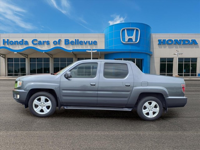 2013 Honda Ridgeline RTL photo 2