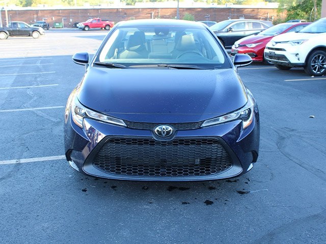 2022 Toyota Corolla LE photo 3