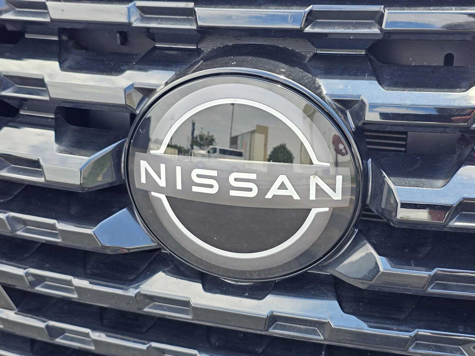 2024 Nissan Kicks S photo 3
