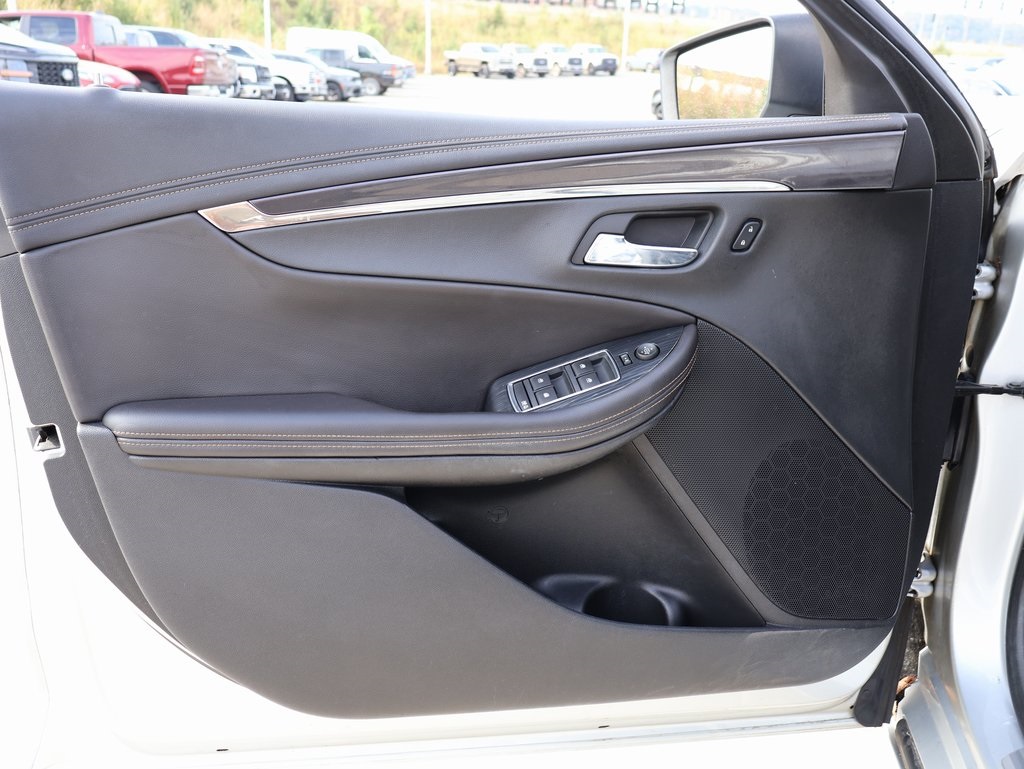 2016 Chevrolet Impala LTZ photo 20