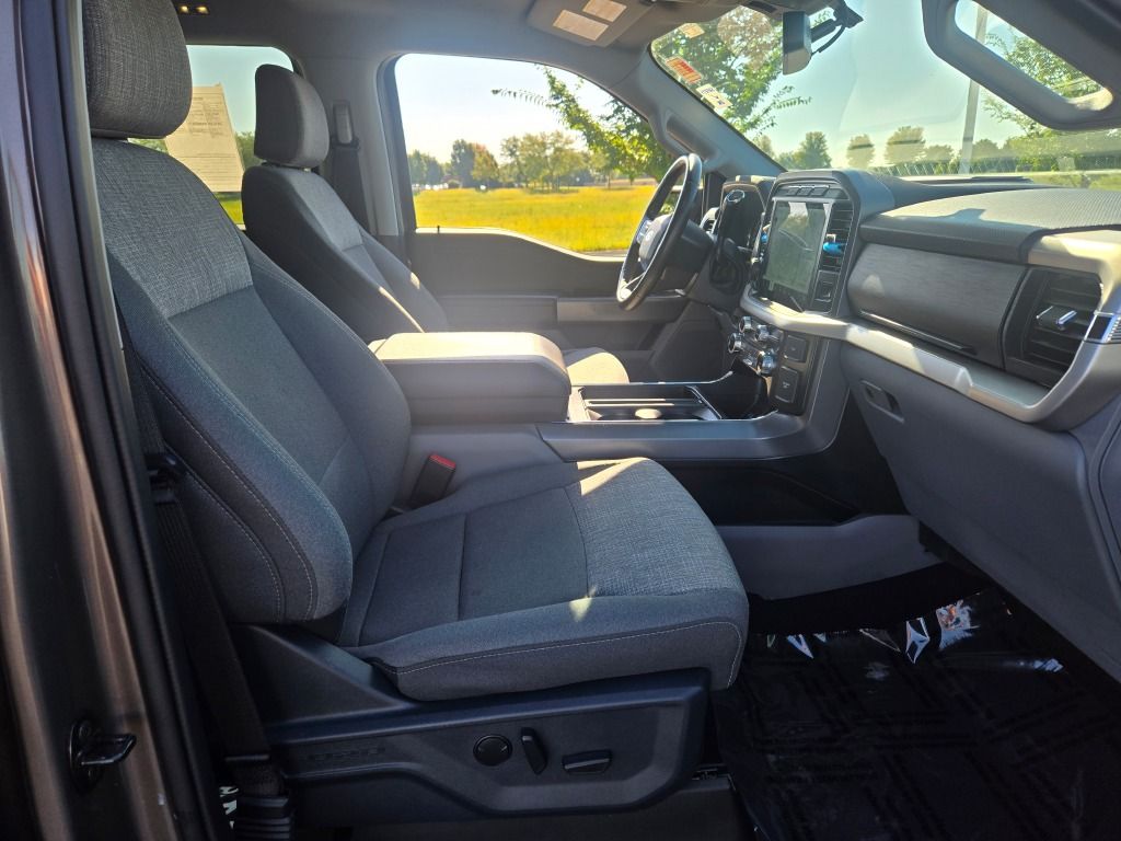 2022 Ford F-150 XLT photo 4