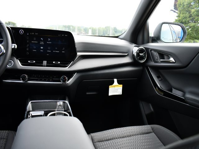 2025 Chevrolet Equinox LT photo 19