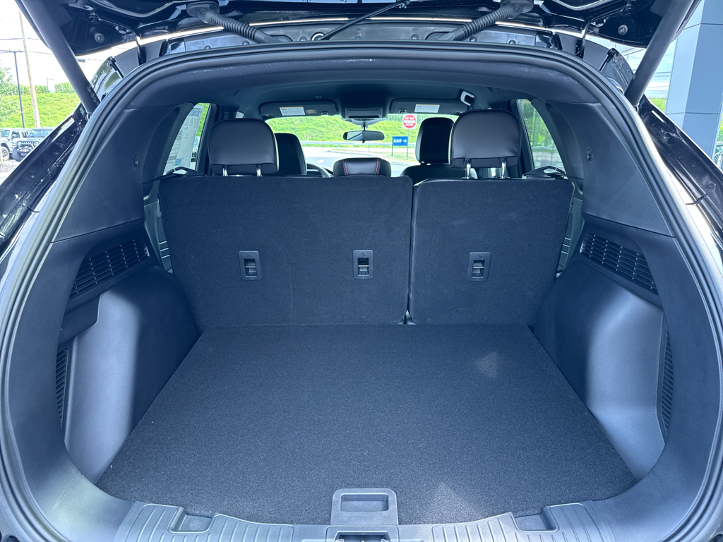2025 Ford Escape ST-Line photo 17