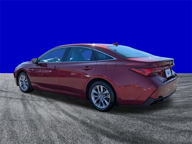 2019 Toyota Avalon Hybrid XLE photo 4