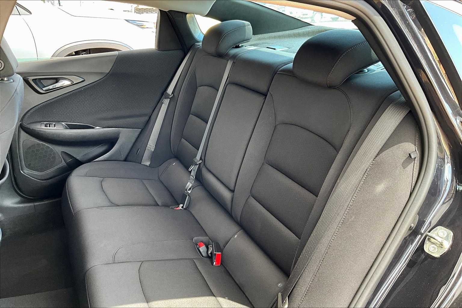 2023 Chevrolet Malibu 1LT photo 18