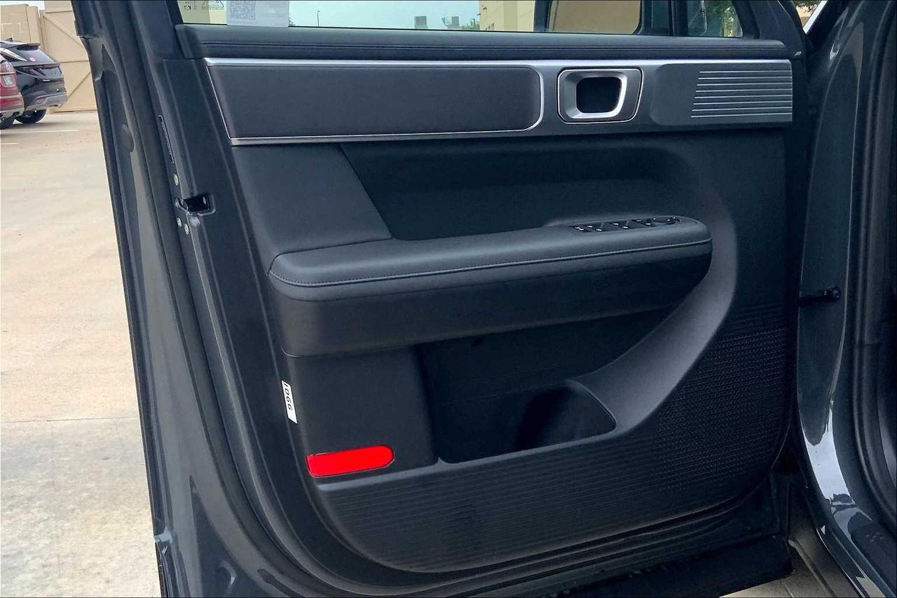 2026 Hyundai Santa Fe SEL photo 10