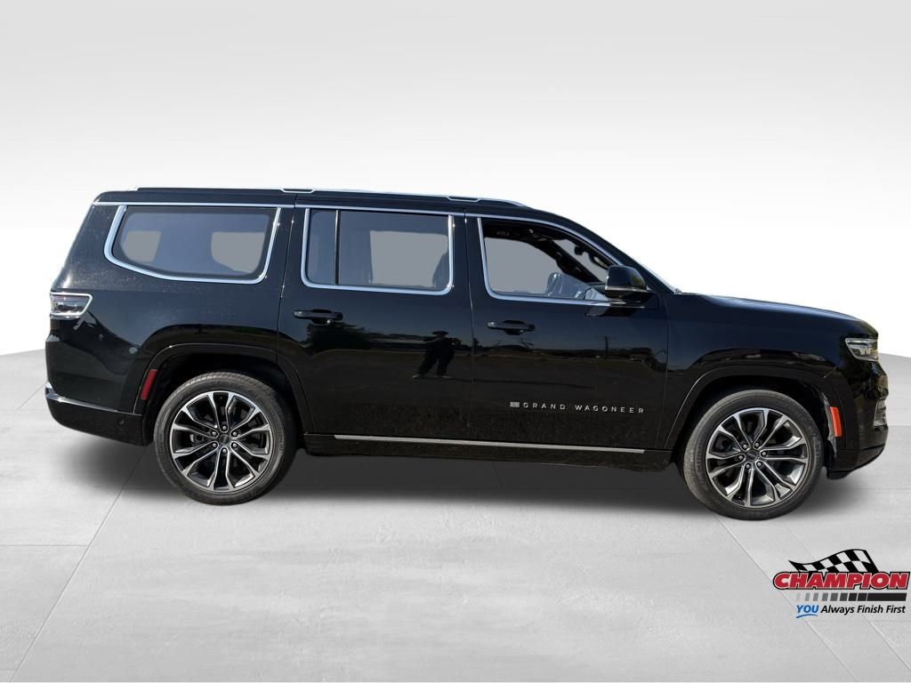2022 Jeep Grand Wagoneer III photo 4