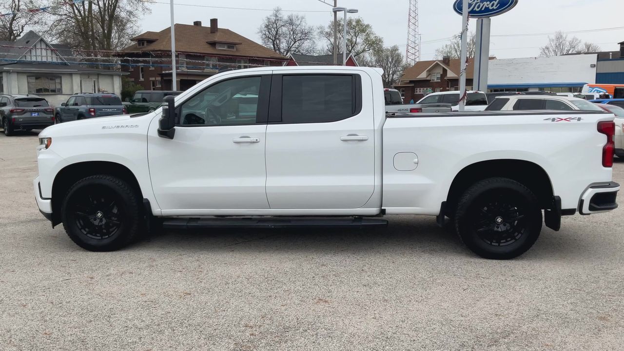 2022 Chevrolet Silverado 1500 RST photo 4