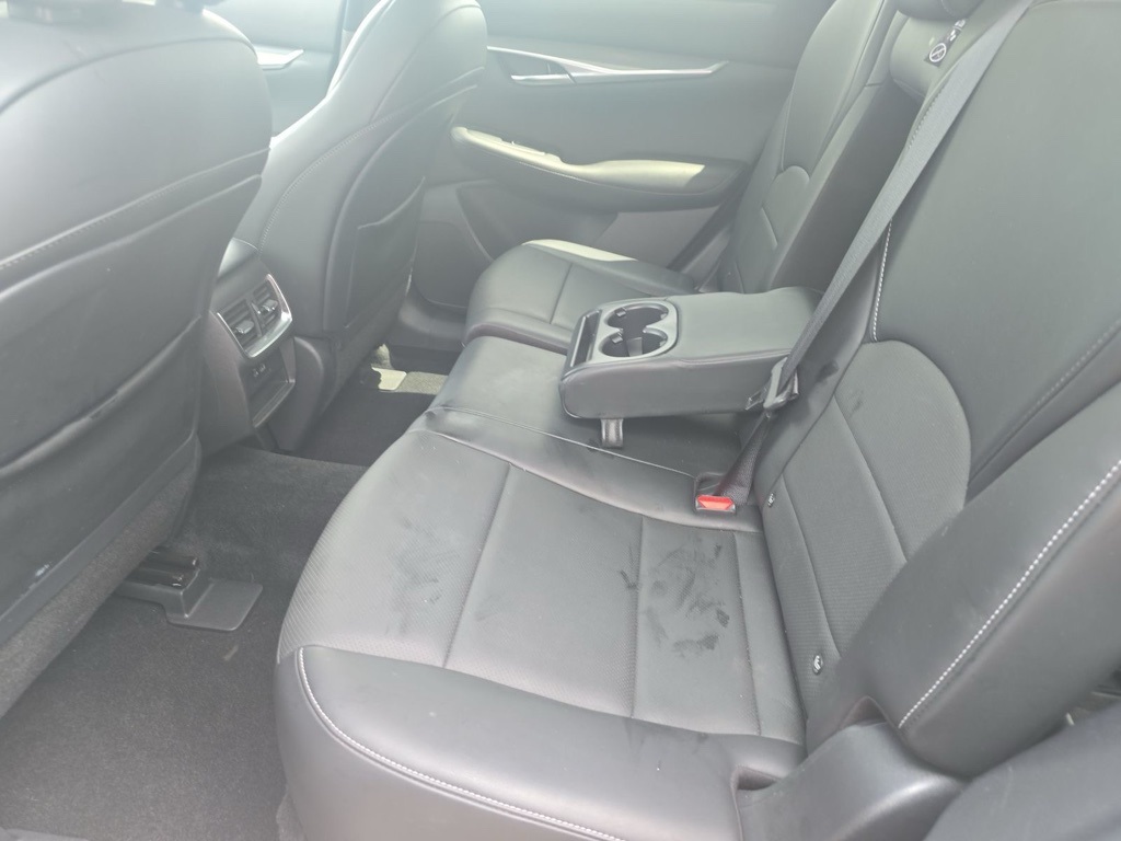 2022 Infiniti QX50 Luxe AWD photo 4