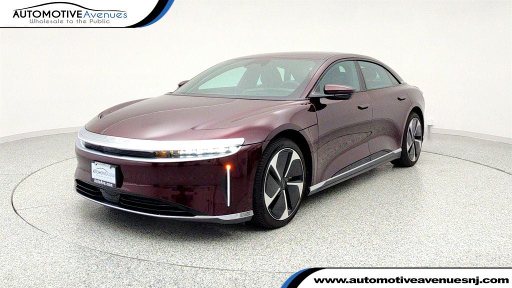 2024 Lucid Air Pure's photo