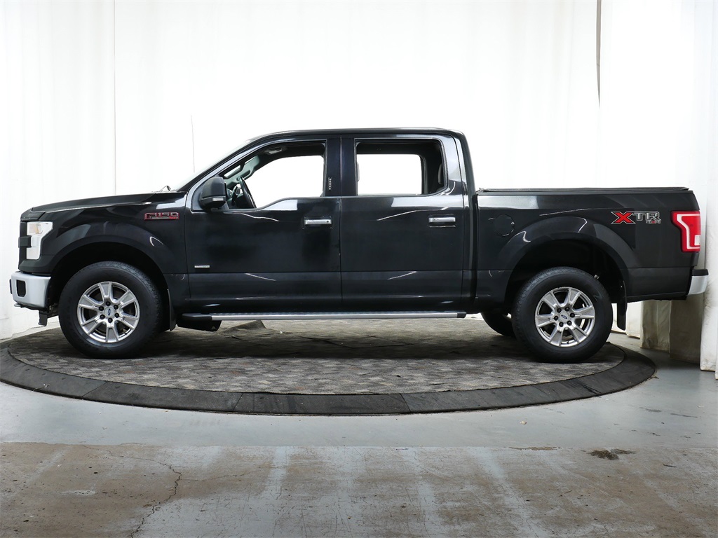 2016 Ford F-150 XLT photo 2
